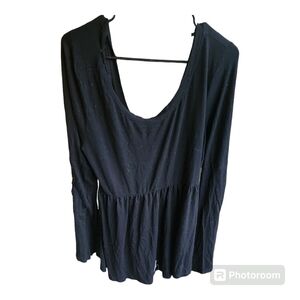 Torrid supersoft bell sleeve black top size 2